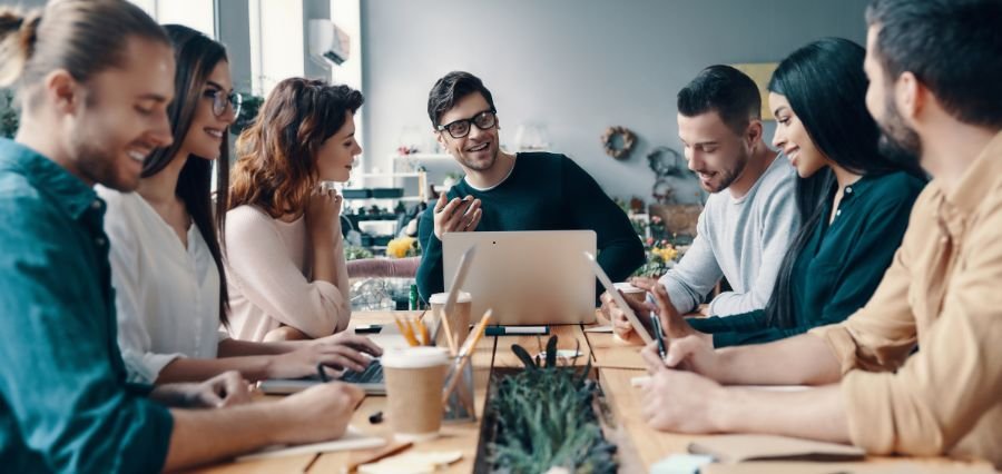Read more about the article Team Communication: A Cornerstone of Team Success