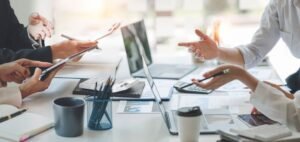 Read more about the article Lloyd’s hosts first Underwriting Talent Summit to bridge female leadership gap